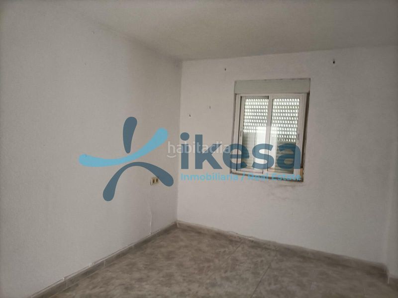Foto 5f05bc3b-9396-4259-b695-bb879fb1c5a6. Casa adosada en caño 3 a reformar vivienda . córdoba en Valenzuela