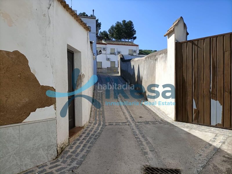 Foto b0f3dbb4-496a-4f54-90ca-69735334383f. Casa adosada en caño 3 a reformar vivienda . córdoba en Valenzuela