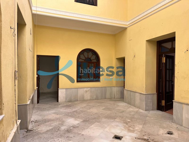 Foto 21714b9a-6550-4c7a-8056-c9c2255daa5b. Casa adossada a Coronil (El)