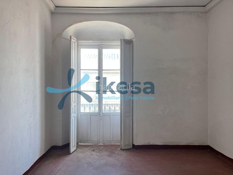 Foto e8ba4ca7-9b67-4f90-bc34-8a1a2e035f93. Casa adossada a Coronil (El)