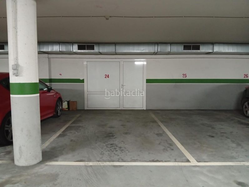 Foto 21c32e2e-f2a4-4892-8011-14da249a8f19. Autoparkplatz in tomás mariño pardo 1 in Xove