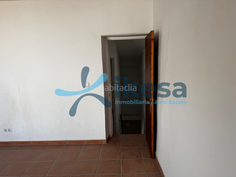 Foto 451d6a03-345d-40f2-a169-138a16695589. Pis amb aparcament a Teba