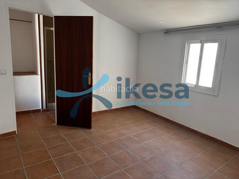 Foto 8d1067c1-e413-442c-a85c-0bdc2b6e5421. Pis amb aparcament a Teba