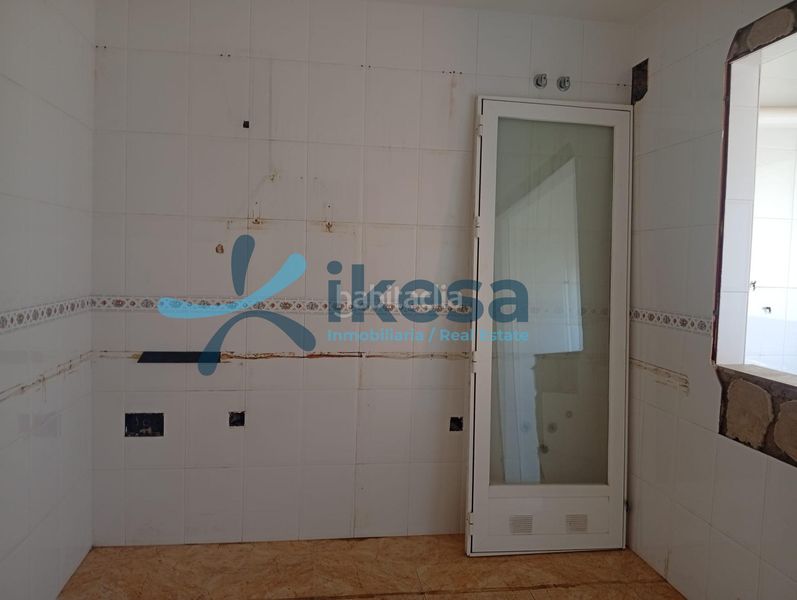 Foto 74ad55d1-ab97-47c5-8676-fd5091a362d0. Pis a Adra