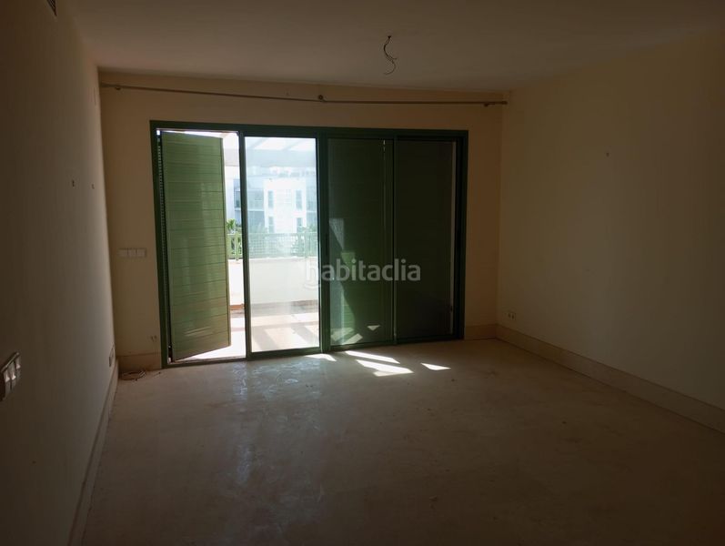 Foto 39c7462b-a703-43a8-a0d0-68e2b705c478. Pis a Sotogrande costa Sotogrande