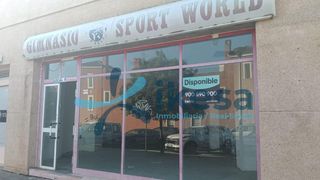 Local Comercial a Urbadiez - Entrepuentes