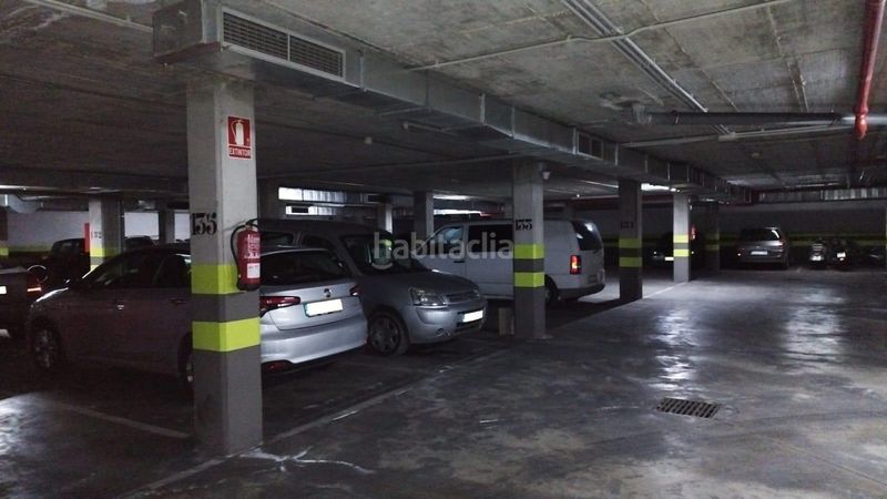 Foto 5d739cc0-b6b4-4c16-875e-b3db7b05708c. Aparcament cotxe a Urbadiez - Entrepuentes Sevilla