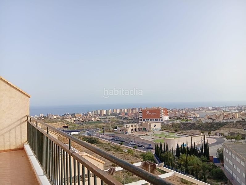 Foto 5c12d985-428e-43ae-b979-05e7f575b4ad. Apartament amb aparcament piscina a Aguadulce Norte Roquetas de Mar