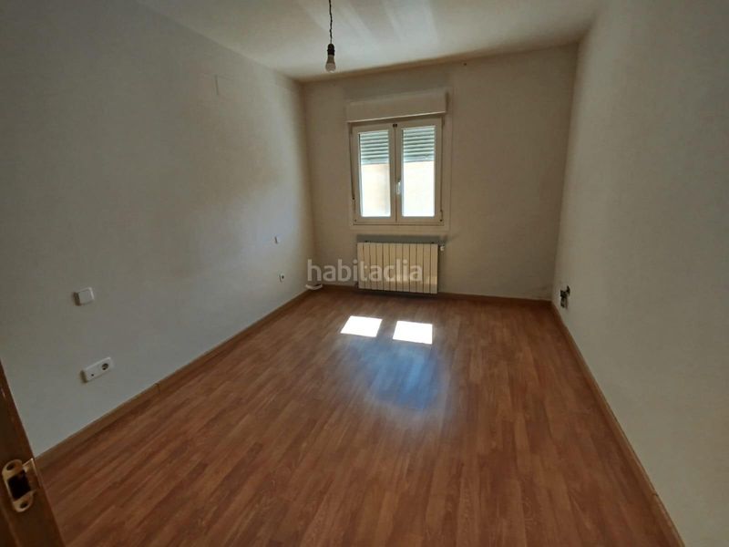 Foto a5cb2a80-22d9-4ef4-84ab-d1ac53f23f89. Pis a Navas del Marqués (Las)