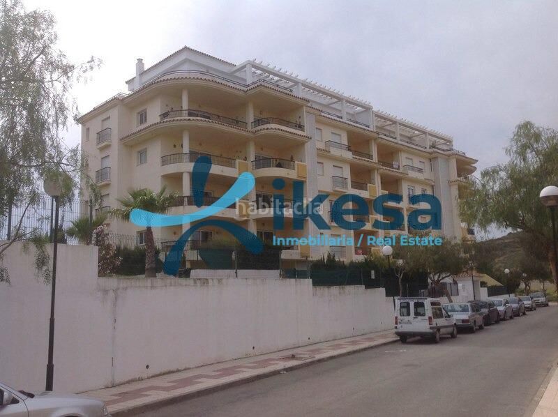 Foto 3af0ea5a-c803-4911-8c5f-ea07c99b6891. Aparcament cotxe a la cala Mijas Mijas