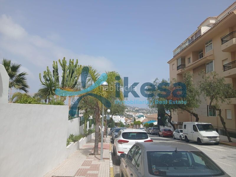 Foto 41eefd8b-6880-4b5b-ba00-2d028b086e33. Aparcament cotxe a la cala Mijas Mijas