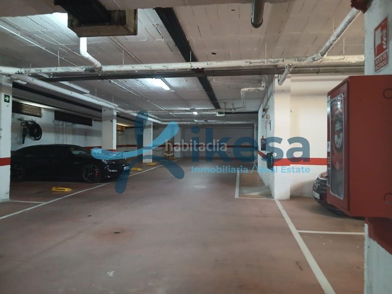 Foto 858843a9-cb89-4eb8-8957-3ed4ce88df82. Aparcament cotxe a la cala Mijas Mijas