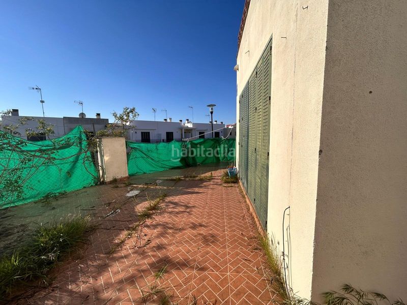 Foto 1b2fefdc-2de1-406c-bbca-cbb78fa91857. Casa adossada amb piscina a Ayamonte ciudad Ayamonte