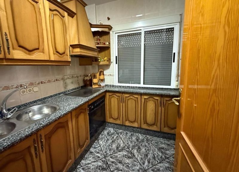 Foto 9666b43c-e673-4921-9560-b14568c4a37e. Dúplex a calle priego (vsj) 2 a Loja