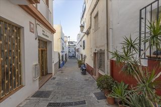 Pis  Calle torremolinos 13. Piso en venta en almuñécar granada