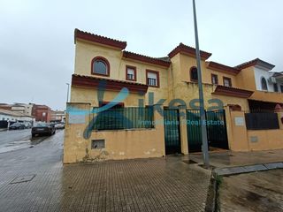 Casa adosada en Burguillos. Casa adosada en venta en burguillos  sevilla