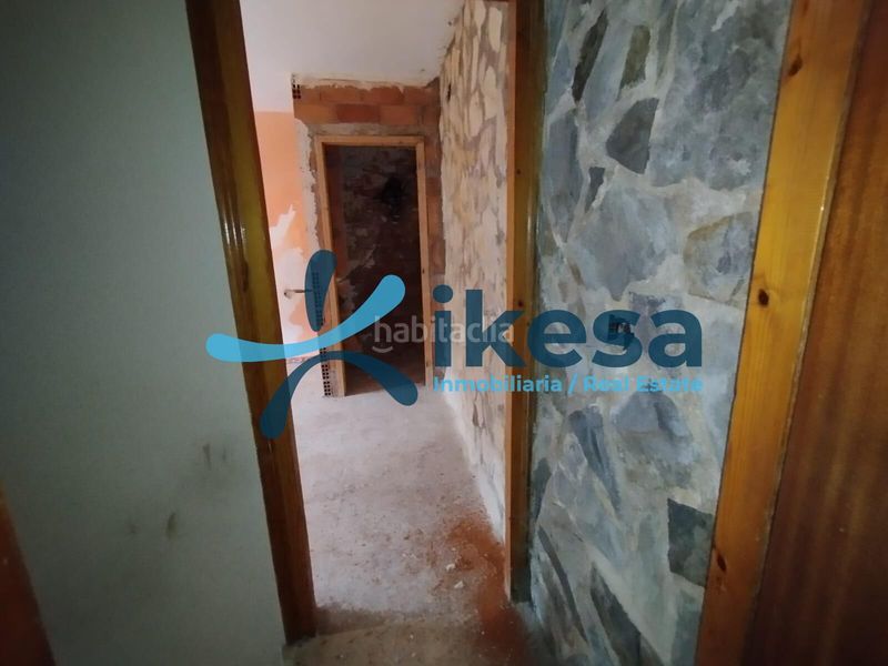Foto 2314a4cf-d271-4a03-bdab-284a06b48eb4. Casa amb aparcament a Quesada