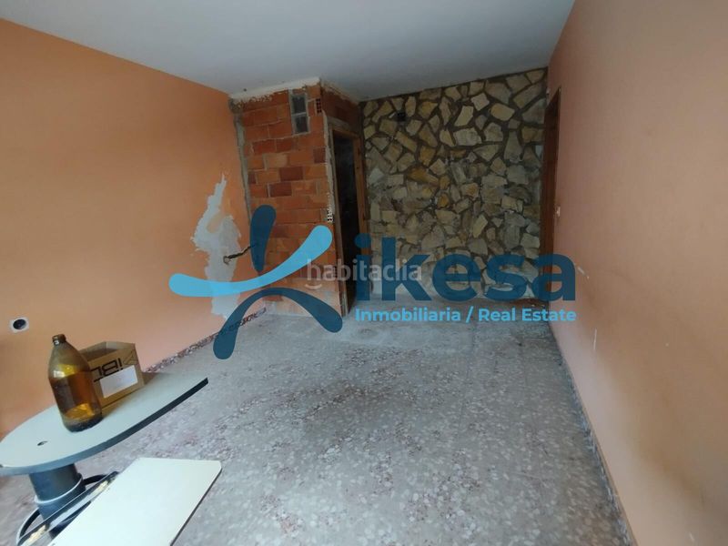 Foto 844fd925-22e0-4f10-a93c-9c9a5835b432. Casa amb aparcament a Quesada