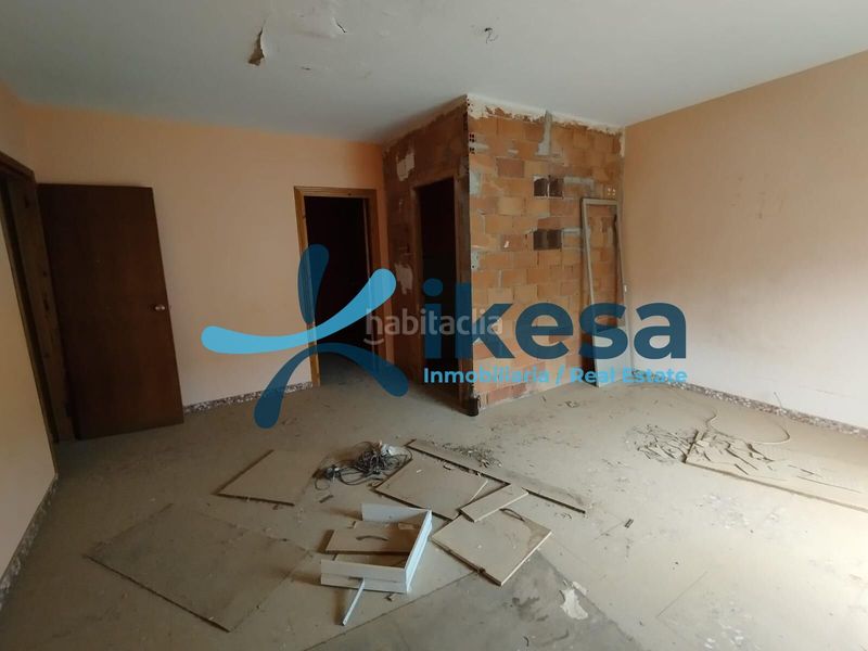 Foto cbeea828-1206-4f40-b3e4-20c08f3bb9d0. Casa amb aparcament a Quesada