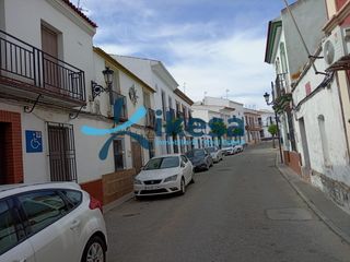 Casa adossada a Almonte. Venta de vivienda en almonte, huelva.