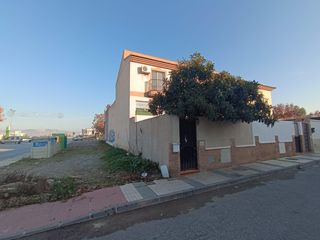 Casa a Cijuela. Venta de casa adosada en casturias  cijuela granada