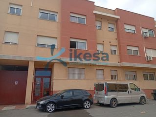 Pis a Roquetas pueblo. Se vende piso  garaje en la localidad de roquetas de mar