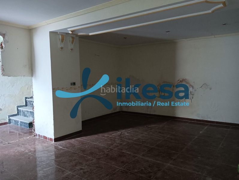 Foto 646311e5-3c9a-4e9c-8496-6309956eff91. Casa a Martos