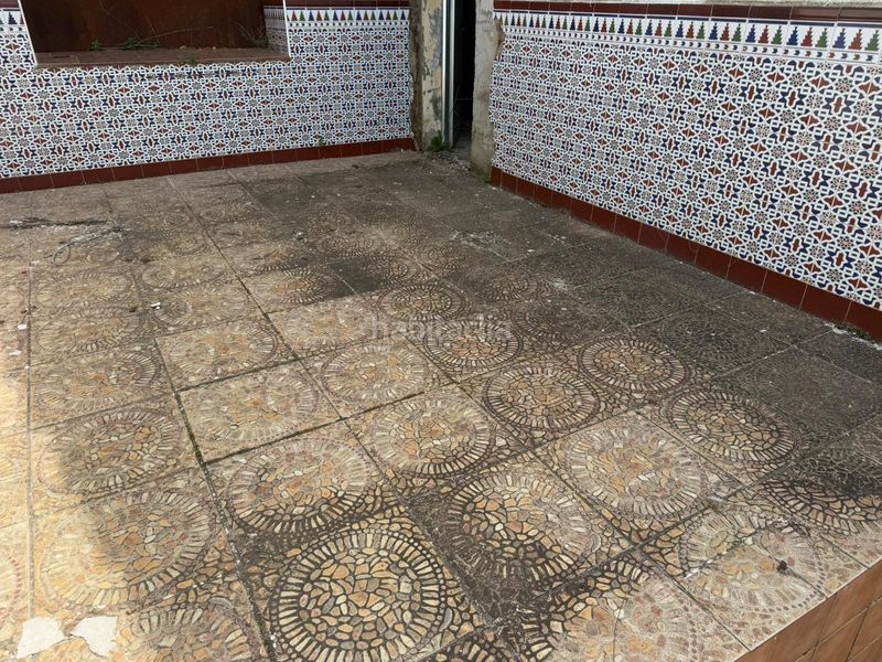 Foto 1ce1ca33-33db-47e3-8d21-f847954e5306. Casa adossada a Almendral