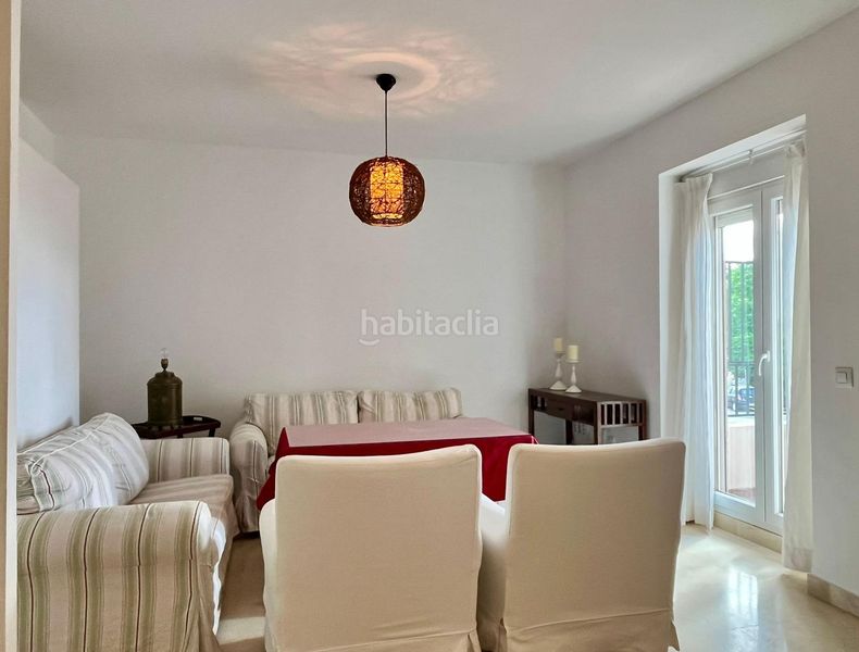 Foto 6278c8c6-e9cd-4ab9-899d-bd303a79e53a. Pis amb aparcament a Tablada Sevilla