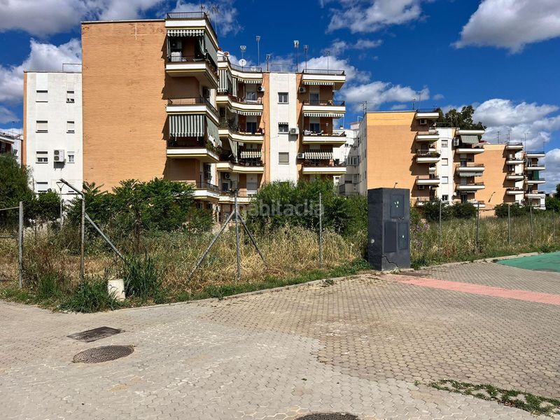 Foto f4041e5e-fbfa-461b-896b-bfbcc96b03ef. Pis amb aparcament a Tablada Sevilla