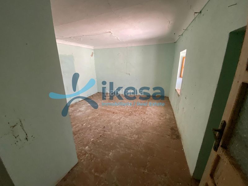 Foto 2ce360e5-84bd-4268-b54e-465f64f6a023. Casa adossada a Píñar