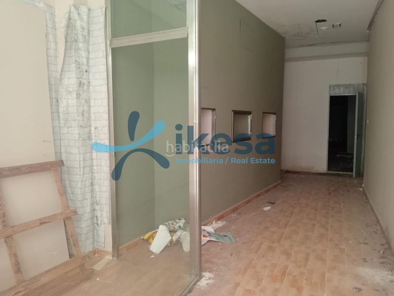 Foto e4f2a77f-742b-4c51-86bd-284c113c3e59. Local comercial a Andújar