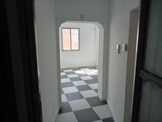 Flat in San José-San Bernardo. Venta de piso en la línea