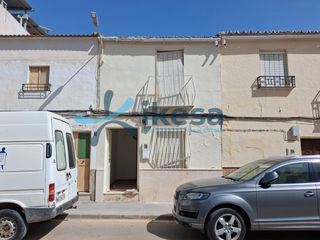 Reihenhaus in Roda de Andalucía (La). Venta de casa adosada en la roda de andalucía  sevilla