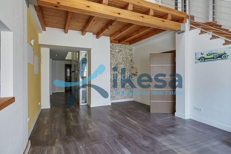 Foto cb87fe64-c221-48ce-8b67-a5cdc04417e0. Casa adossada a Úbeda