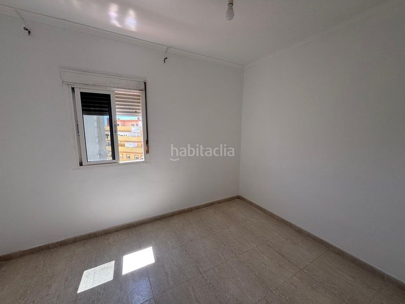 Foto bba2bea1-318e-4fde-a93e-4a9a1ad9bd57. Pis a Barriada de Andalucía - Ardila San Fernando