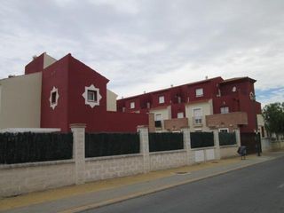 Maison jumelée à Ayamonte ciudad. Venta de adosado en pozo del camino. activo inmobiliario sin pos