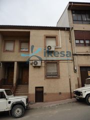 Pis a Villanueva del Arzobispo. Venta de vivienda en villanueva del arzobispo, jaén. activo inmo