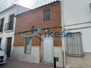 Reihenhaus in Herrera. Venta de casa adosada para reformar en herrera  sevilla