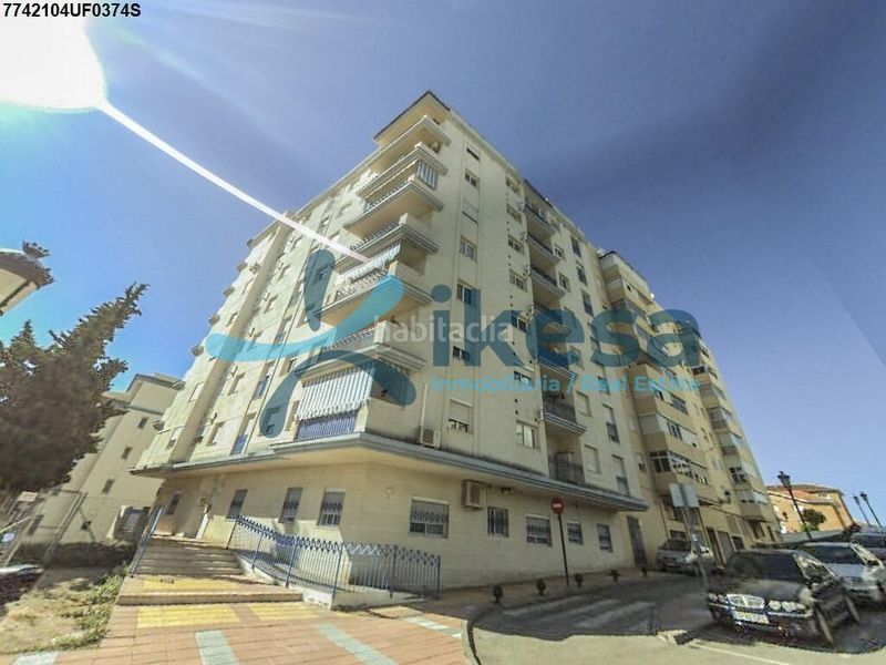 Foto 7f0531ab-1bc1-4e1b-87cd-a6f7c331c248. Piso venta de vivienda , málaga. activo inmobiliario sin posesión, vivienda alquilada, ideal para inversores, no se puede vi en Estepona
