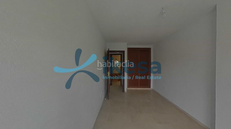 Foto 7fac532c-43d8-4126-a80b-56e1015fbb90. Piso venta de vivienda , málaga. activo inmobiliario sin posesión, vivienda alquilada, ideal para inversores, no se puede vi en Estepona
