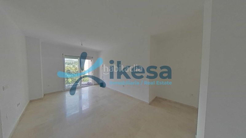 Foto a1fdaec9-73ae-42f5-83b5-1eca9aa77e0e. Piso venta de vivienda , málaga. activo inmobiliario sin posesión, vivienda alquilada, ideal para inversores, no se puede vi en Estepona
