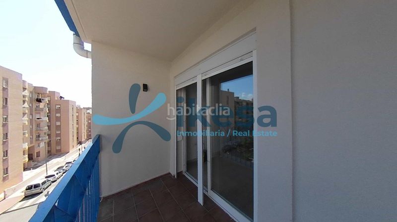 Foto e157dff7-bff9-47ca-aa29-ea231fc6732d. Piso venta de vivienda , málaga. activo inmobiliario sin posesión, vivienda alquilada, ideal para inversores, no se puede vi en Estepona