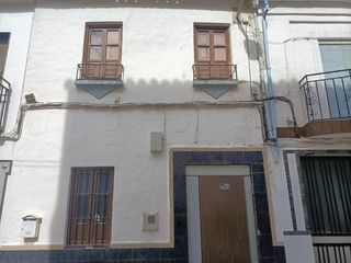 Casa a schiera in Rute. Venta de casa adosada en rute córdoba
