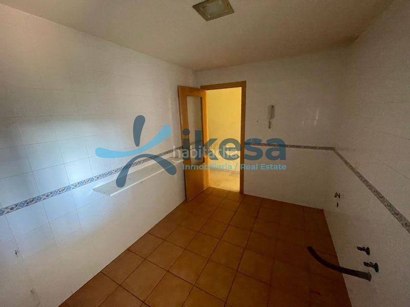 Foto 2fc7a4db-5a2a-48c4-8b20-b6d505544b64. Pis amb aparcament a Lebrija