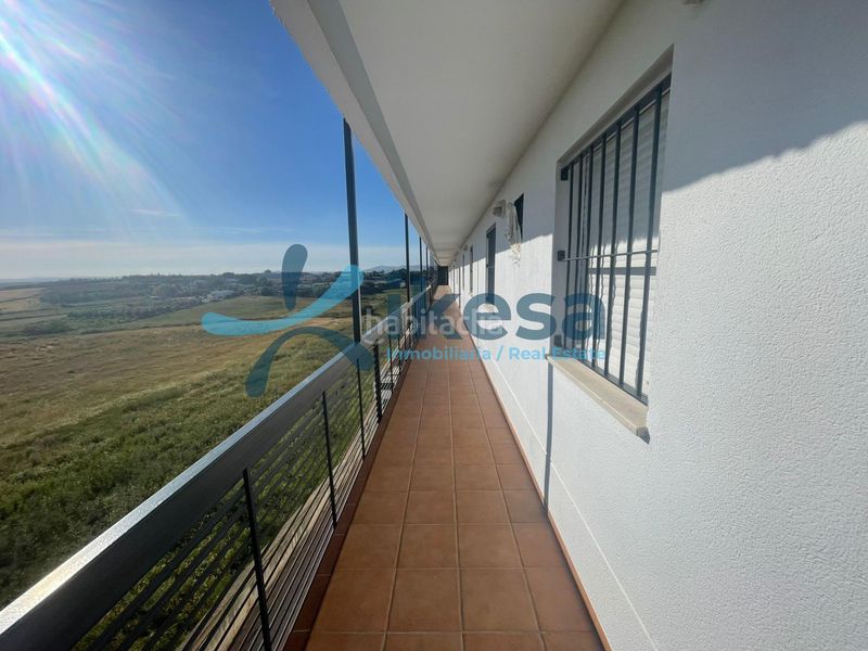 Foto dfa09d46-3a96-498a-9604-5c43f9c34959. Pis amb aparcament a Lebrija