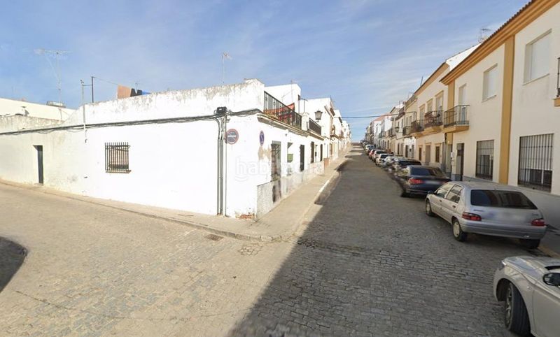 Foto 9cfe4820-80af-4b3f-9eaf-c5fba27dd5ea. Casa adossada a Lepe
