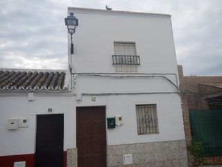 Casa adossada a Montellano. Venta de casa adosada en montellano  sevilla