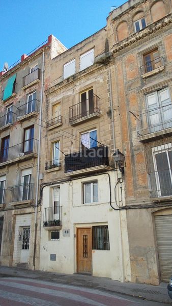 Foto f8f21066-e4c6-40e8-8503-5a4996e6274e. Pis a Centre Tortosa
