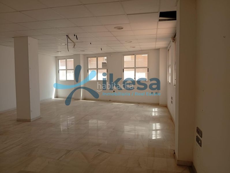 Foto d5fef6fc-3aa5-4295-b05d-fa93bfd929f7. Oficina a Dalías